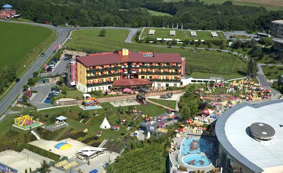 Die Therme Stegersbach mit dem Thermenhotel PuchasPlus